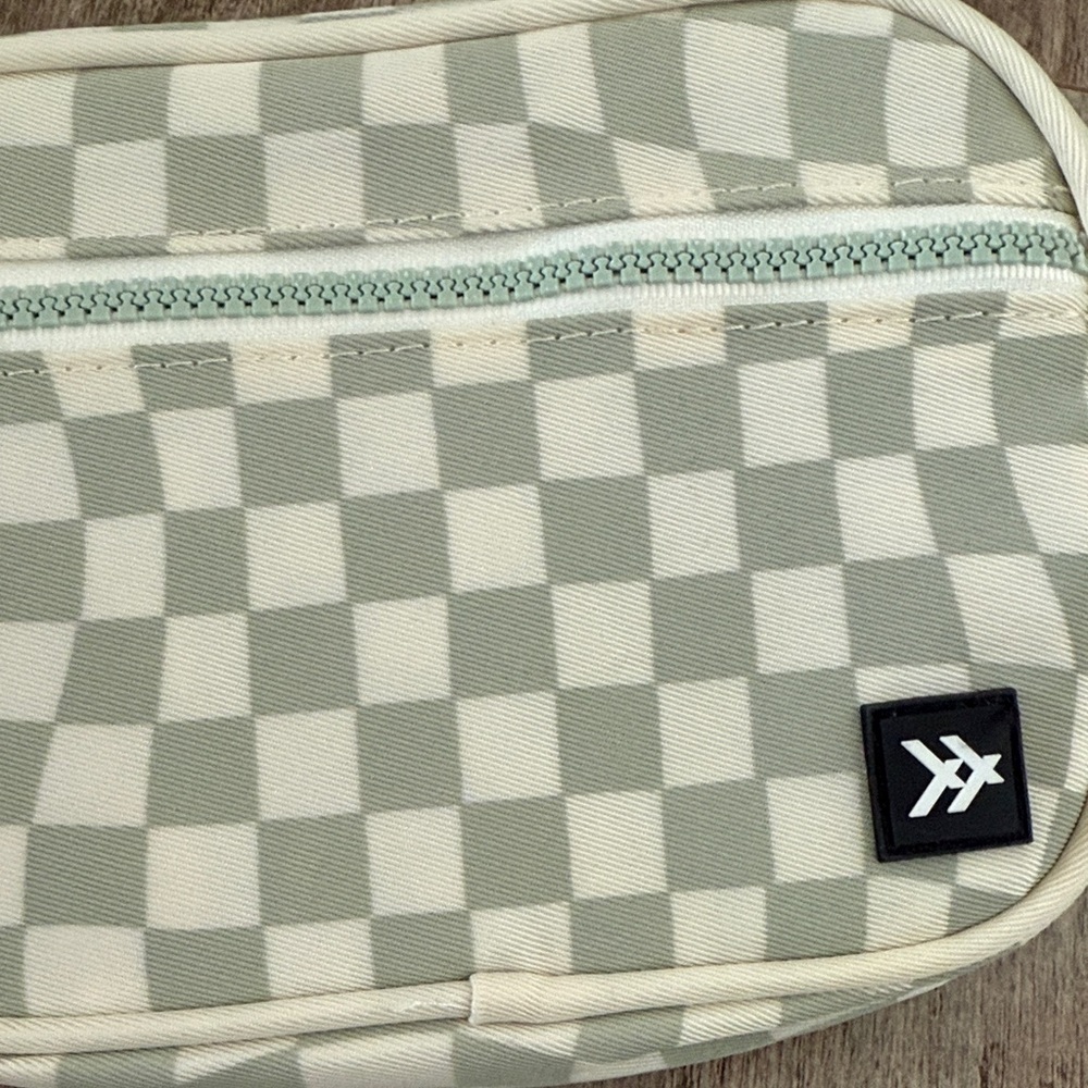 Thread fanny pack - Picture 2 of 4